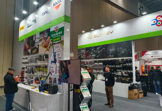 1761640735985600.png image.png